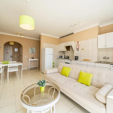 Apartment Candirocha D9